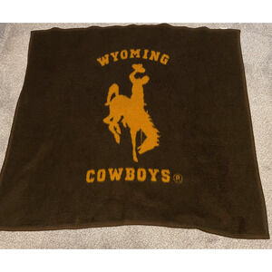 VTG Wyoming Cowboys Blanket One Size Brown NCAA Football Biederlack Fleece Throw